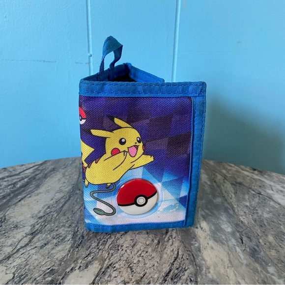 Pokemon Wallet - Picture 8 of 11